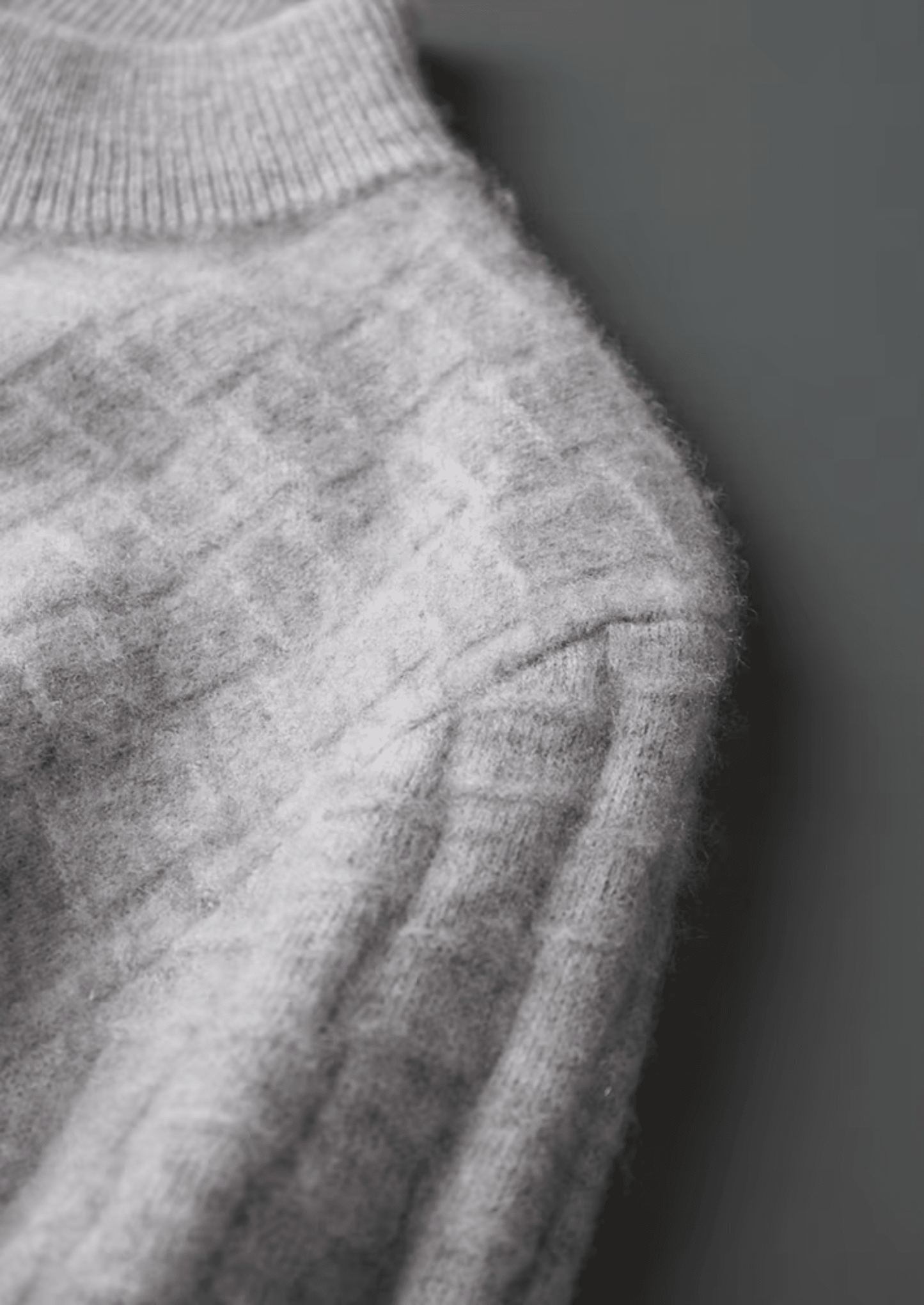 PURE EXTRA - FINE MERINO WOOL TEXTURED MOCKNECK - LORMIER - 