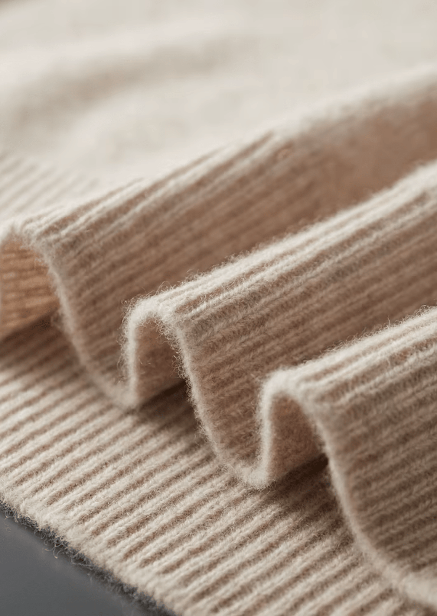 PURE MERINO WOOL BUTTON HOODIE - LORMIER - 