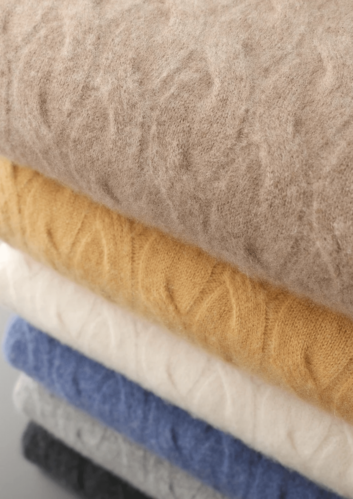 PURE MERINO WOOL CABLE CREWNECK - LORMIER - 