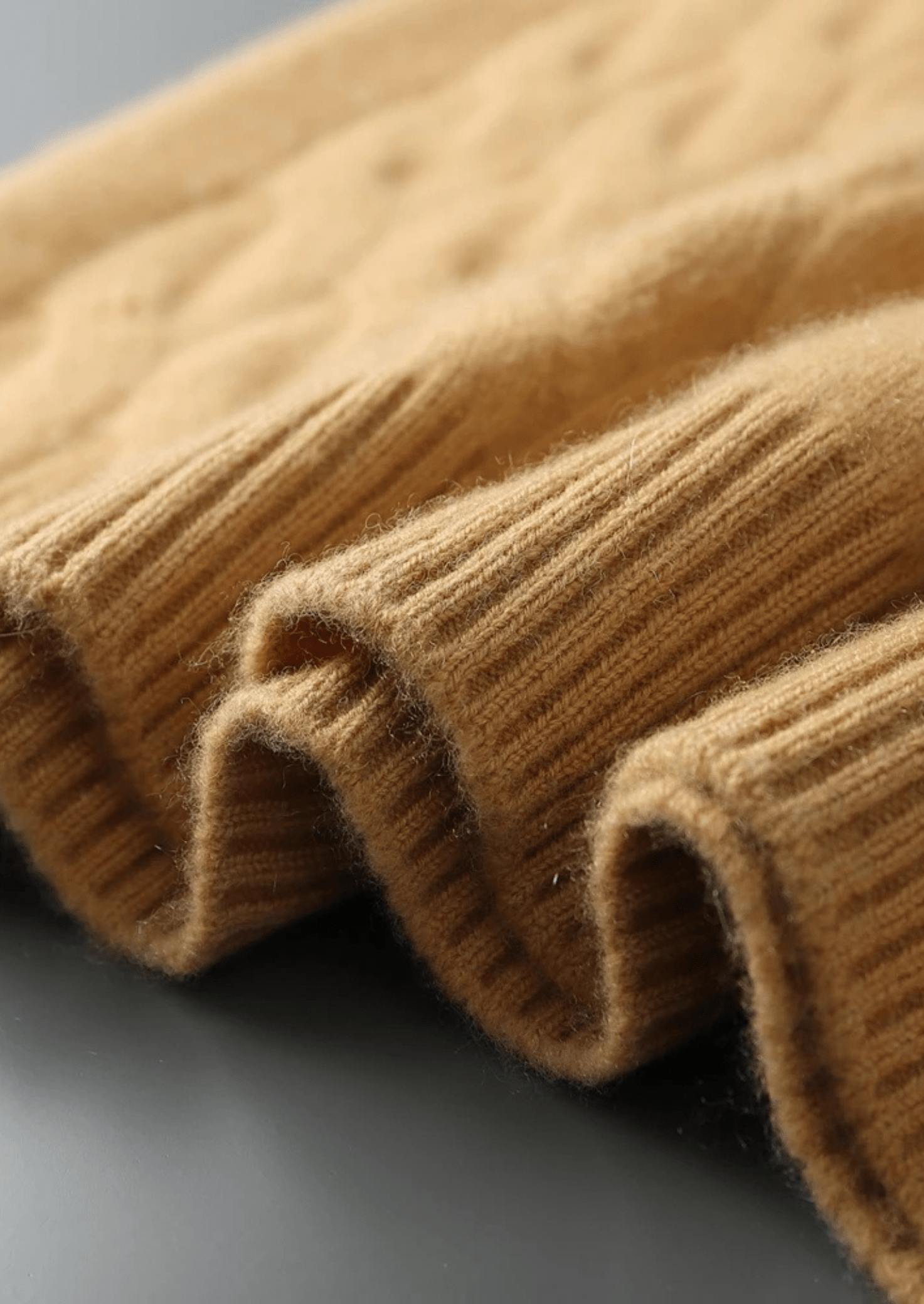 PURE MERINO WOOL CABLE CREWNECK - LORMIER - 