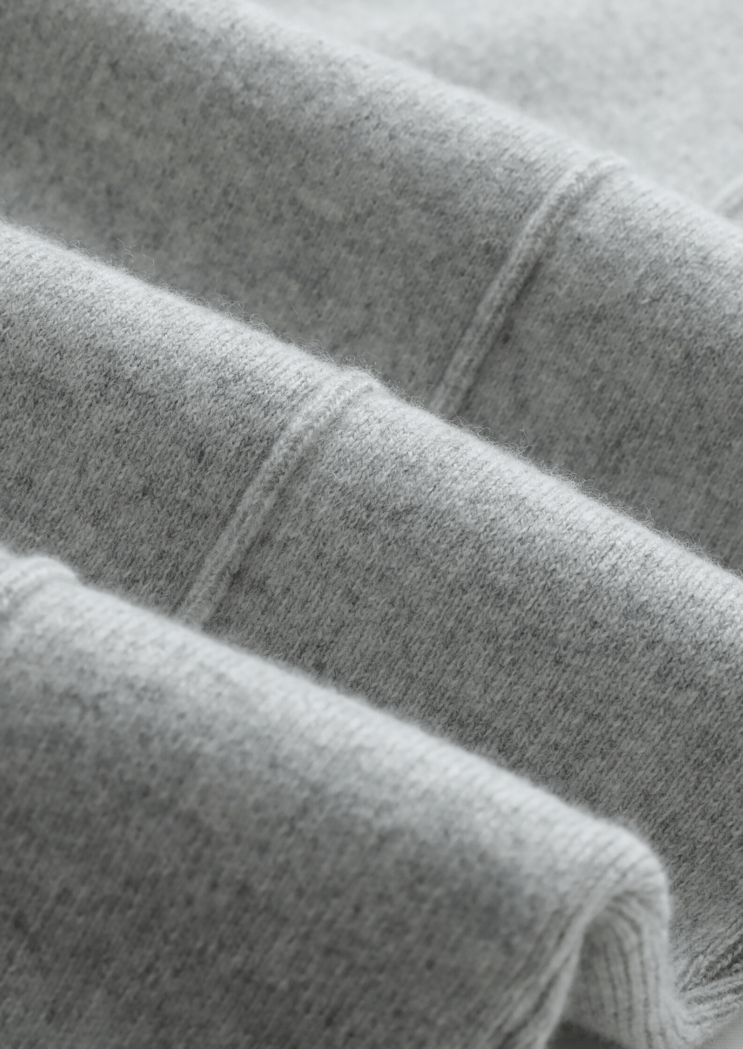 PURE MERINO WOOL LIGHT GRAY SET - LORMIER - 