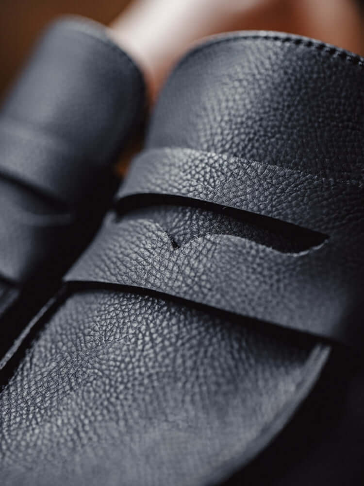 THE BLACK RIVIERA MULE - LORMIER - 