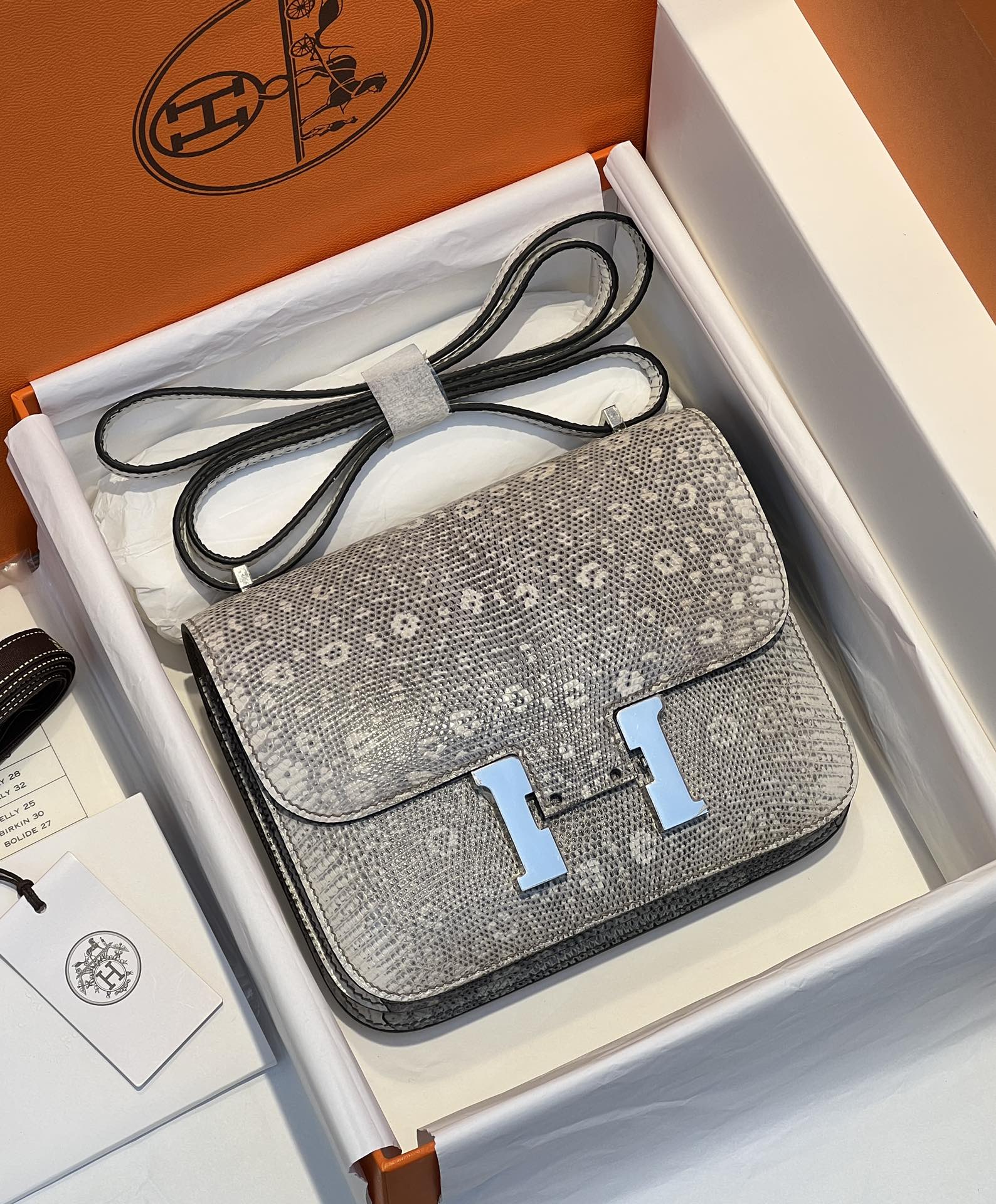 Selected Variant Image