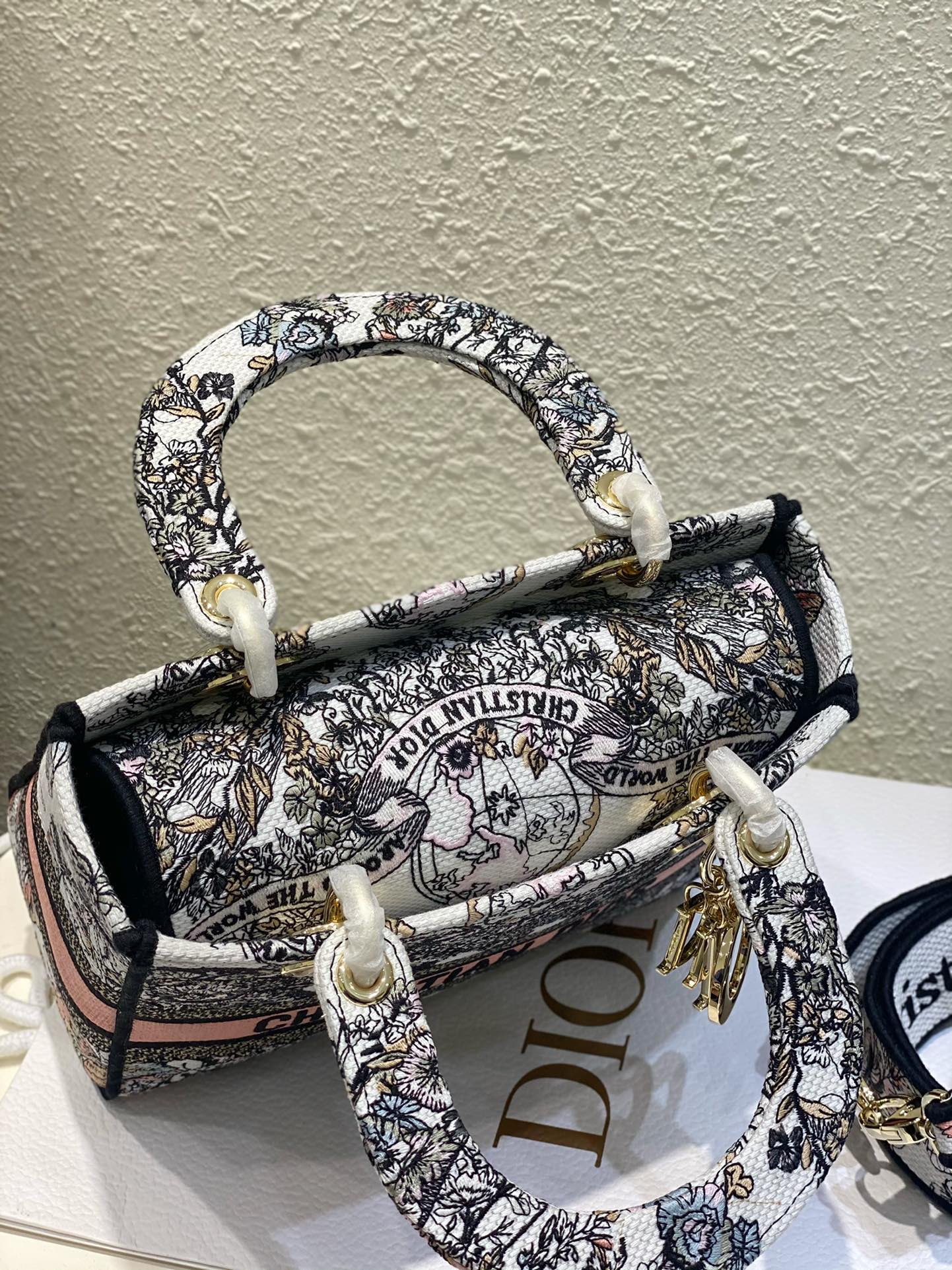 Exquisite leather bags-142